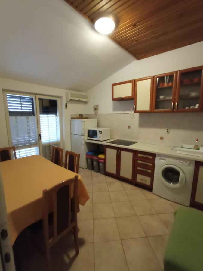 Timi Apartment