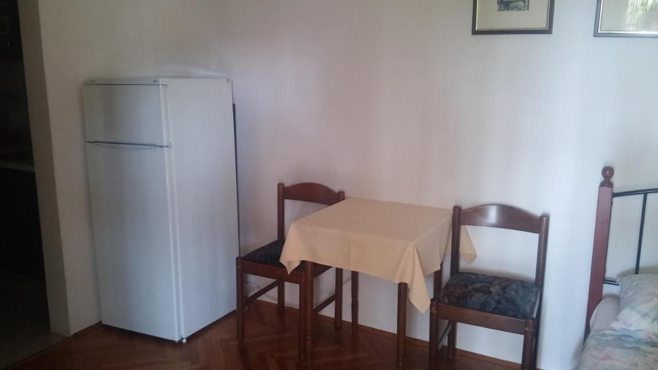Timi Apartment