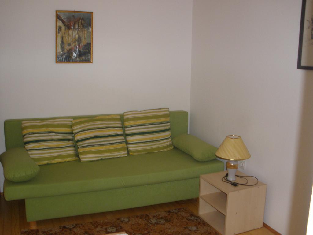 Timi Apartment