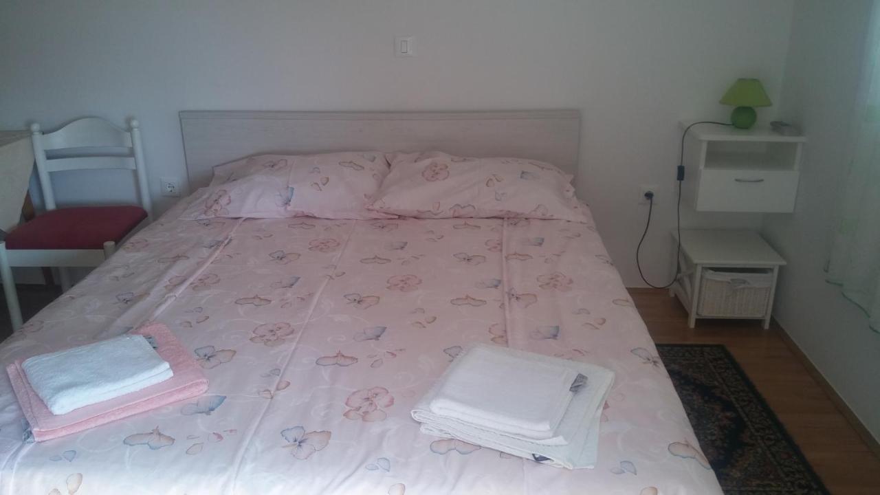 Timi Apartment *